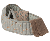 Large Carry Cot: Blue